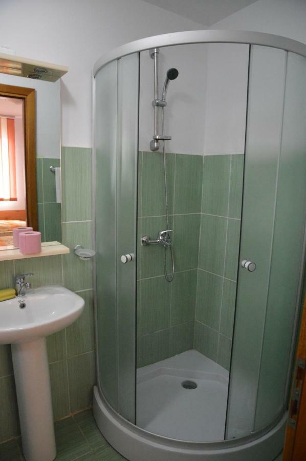Baza Sportiva Adelina Hotel Câmpulung Bagian luar foto